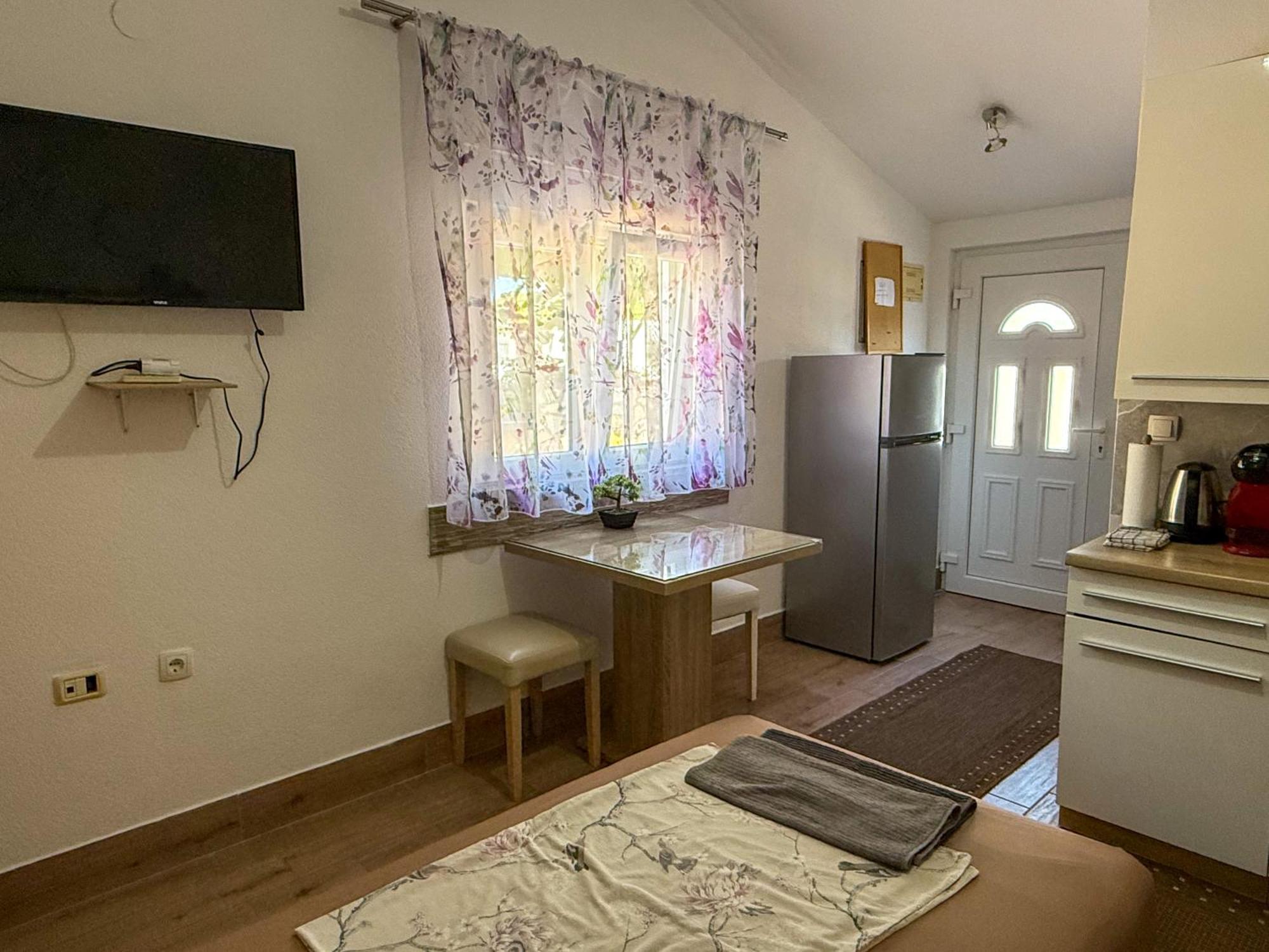 Apartman Meghan Πούλα Εξωτερικό φωτογραφία